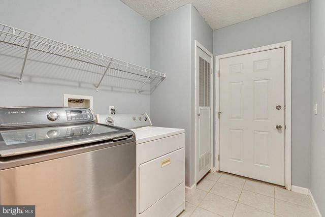 14640 LUFTHANSA CIR, Chantilly, VA 20151