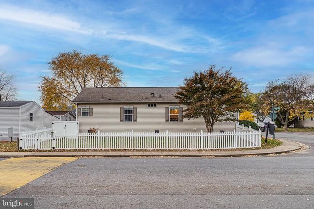 14640 LUFTHANSA CIR, Chantilly, VA 20151