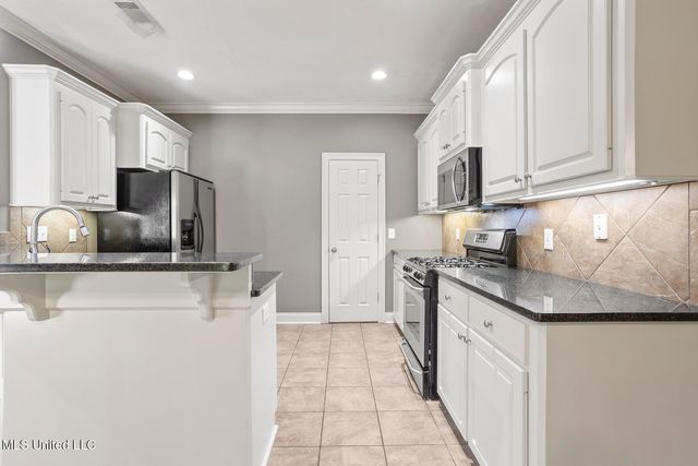113 Wells Court, Canton, MS 39046