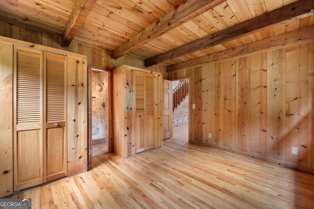 966 Wahoo Creek Road, Murrayville, GA 30564