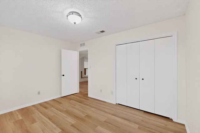 1910 Glen Hill Drive, Carrollton, TX 75007