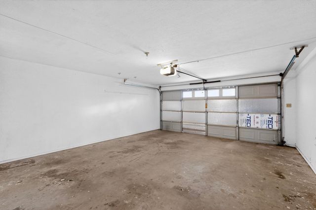 1910 Glen Hill Drive, Carrollton, TX 75007