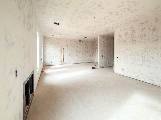 11712 SW 15th Terrace, Yukon, OK 73099