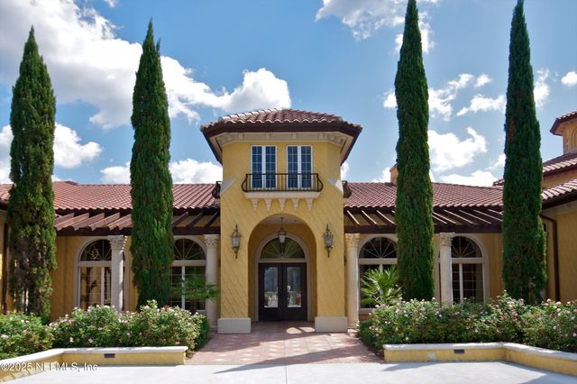 11890 SURFBIRD Circle 42E, Jacksonville, FL 32256