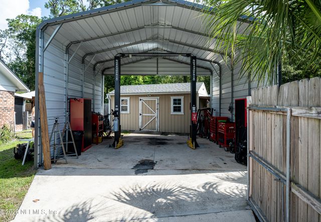2686 SUNDERLAND Court, Orange Park, FL 32065