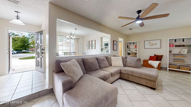 2686 SUNDERLAND Court, Orange Park, FL 32065