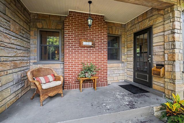 129 S Berkley Street, Kalamazoo, MI 49006