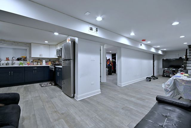 5029 W ALTGELD Street, Chicago, IL 60639