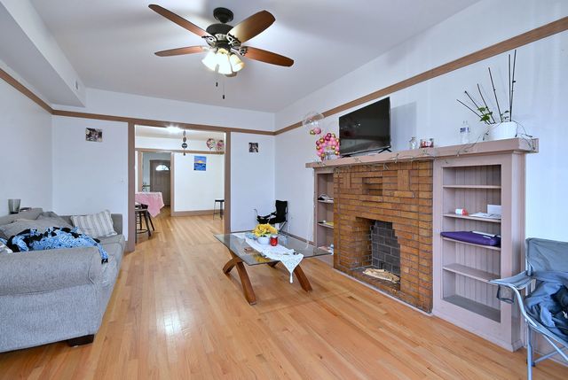 5029 W ALTGELD Street, Chicago, IL 60639