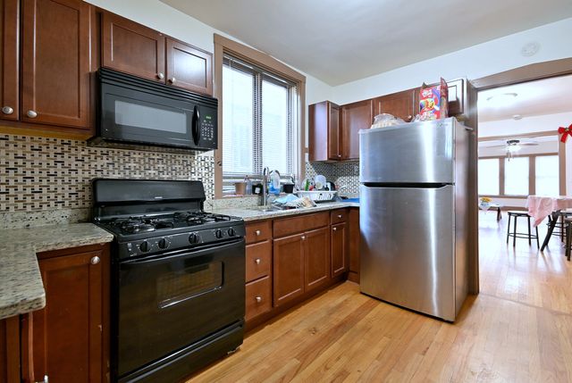 5029 W ALTGELD Street, Chicago, IL 60639