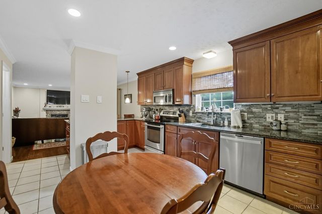 7835 Pfeiffer Road, Montgomery, OH 45242