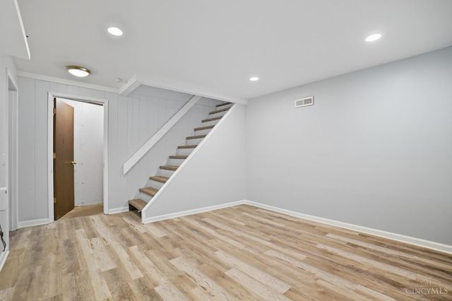 7835 Pfeiffer Road, Montgomery, OH 45242