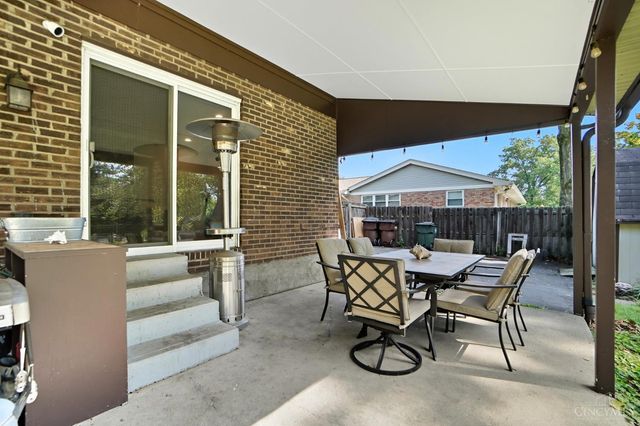 7835 Pfeiffer Road, Montgomery, OH 45242