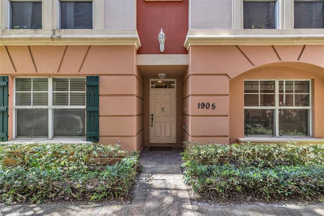 1033 NE 17th Way 1905, Fort Lauderdale, FL 33304