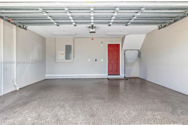 1033 NE 17th Way 1905, Fort Lauderdale, FL 33304