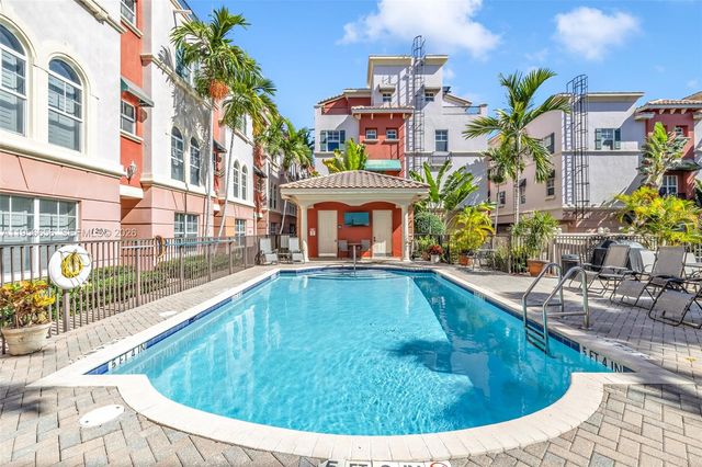 1033 NE 17th Way 1905, Fort Lauderdale, FL 33304