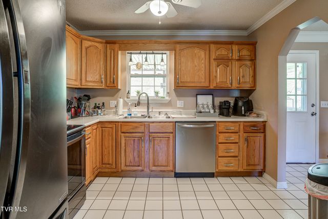 317 Tipton Street, Church Hill, TN 37642