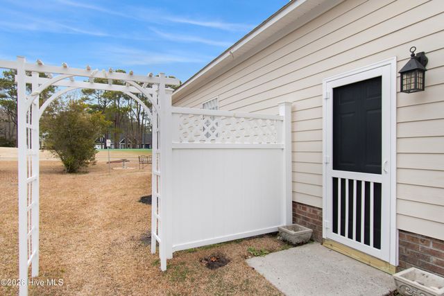1716 Forest Oak Boulevard SW, Ocean Isle Beach, NC 28469