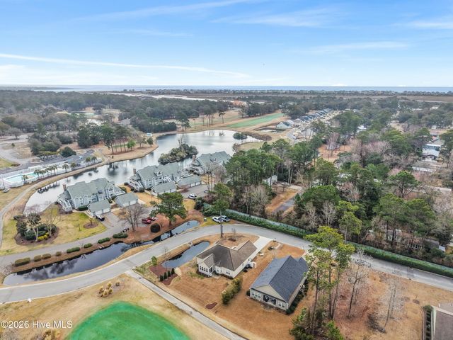 1716 Forest Oak Boulevard SW, Ocean Isle Beach, NC 28469