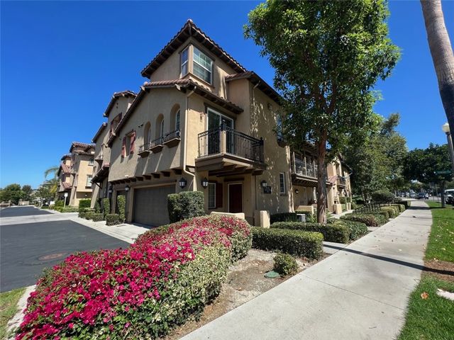 57 Viburnum Way, Ladera Ranch, CA 92694