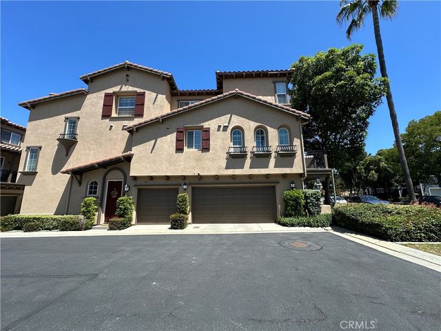 57 Viburnum Way, Ladera Ranch, CA 92694