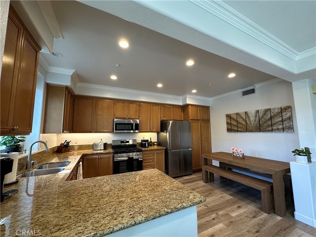 57 Viburnum Way, Ladera Ranch, CA 92694