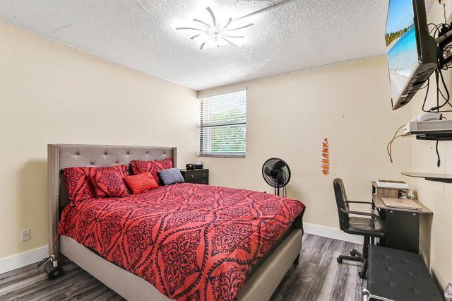 8441 Forest Hills Drive 306, Coral Springs, FL 33065