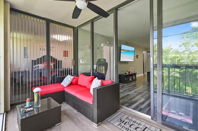 8441 Forest Hills Drive 306, Coral Springs, FL 33065