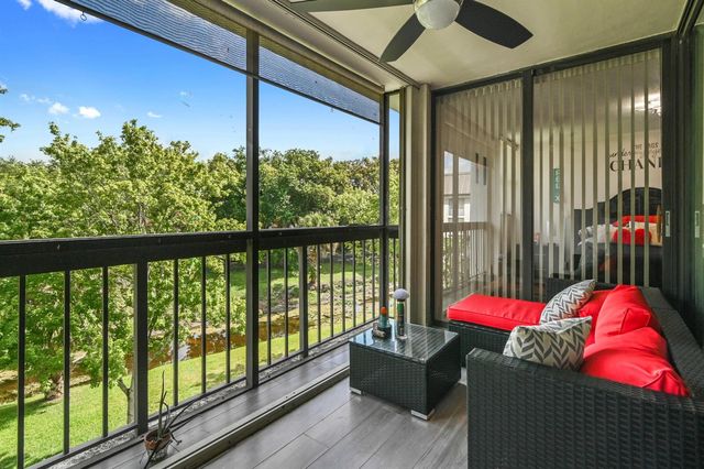 8441 Forest Hills Drive 306, Coral Springs, FL 33065