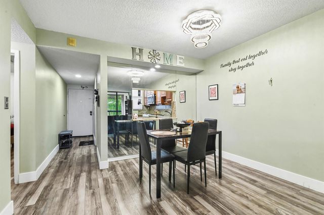 8441 Forest Hills Drive 306, Coral Springs, FL 33065