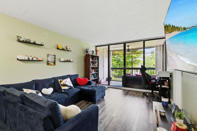 8441 Forest Hills Drive 306, Coral Springs, FL 33065