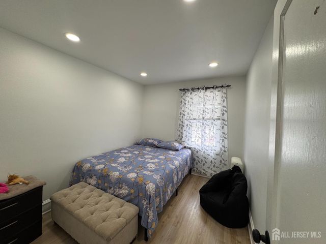 245 Linden Avenue, Irvington, NJ 07111