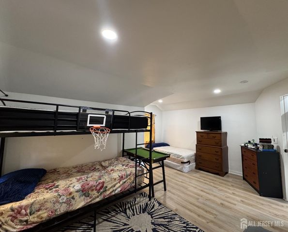 245 Linden Avenue, Irvington, NJ 07111
