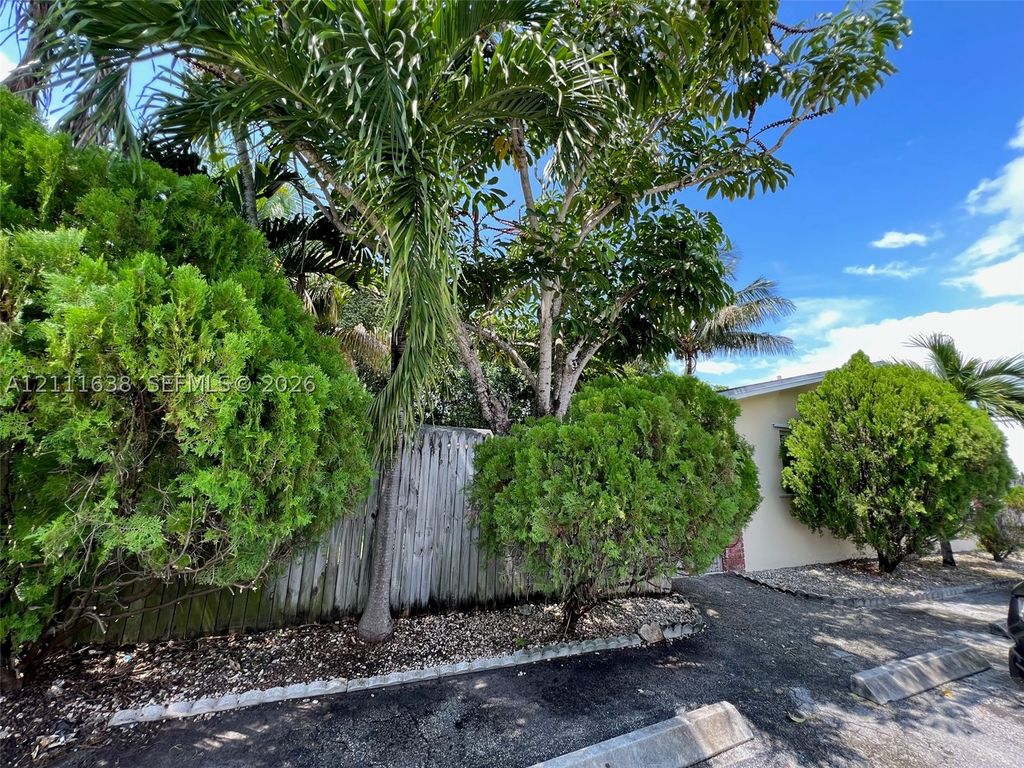 4841 SW 45th Ave 2, Hollywood, FL 33314