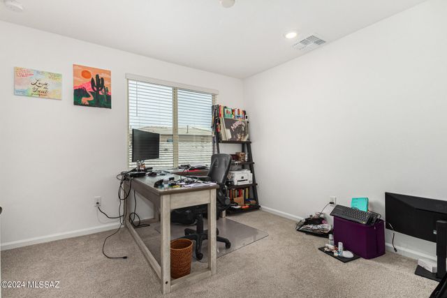 8095 S Soltero Mine Drive, Tucson, AZ 85747