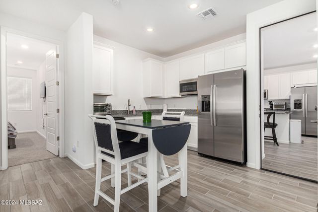 8095 S Soltero Mine Drive, Tucson, AZ 85747