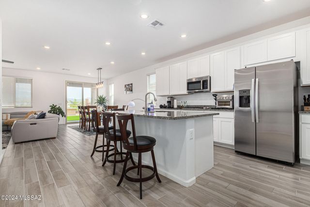 8095 S Soltero Mine Drive, Tucson, AZ 85747