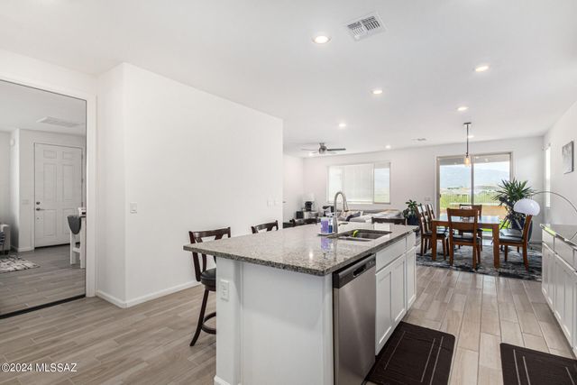 8095 S Soltero Mine Drive, Tucson, AZ 85747