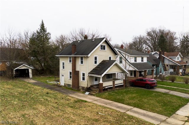 3005 Rush Boulevard, Youngstown, OH 44507