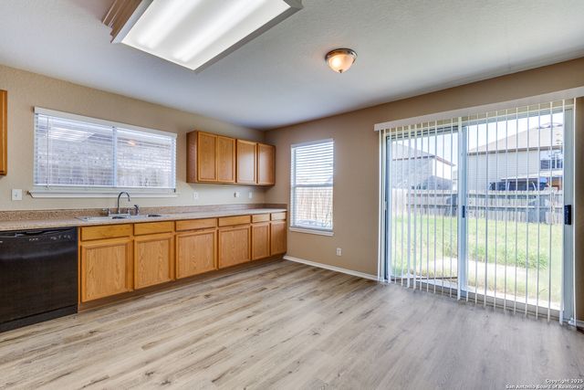 6454 Miners Hill, San Antonio, TX 78244