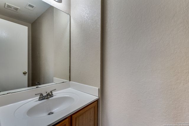 6454 Miners Hill, San Antonio, TX 78244