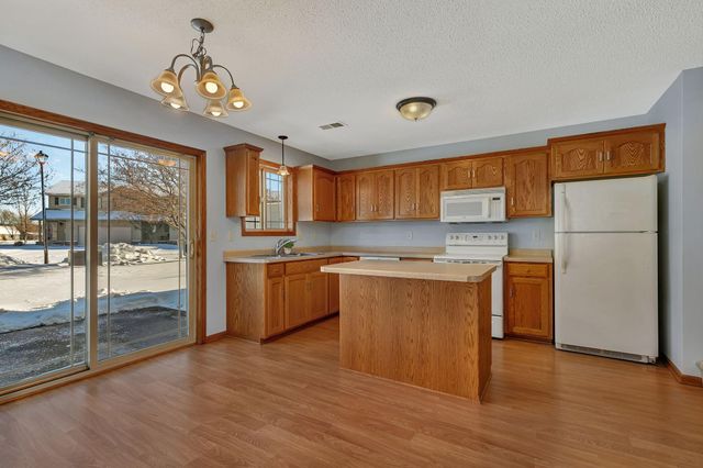 522 Graceview Loop, Saint Joseph, MN 56374
