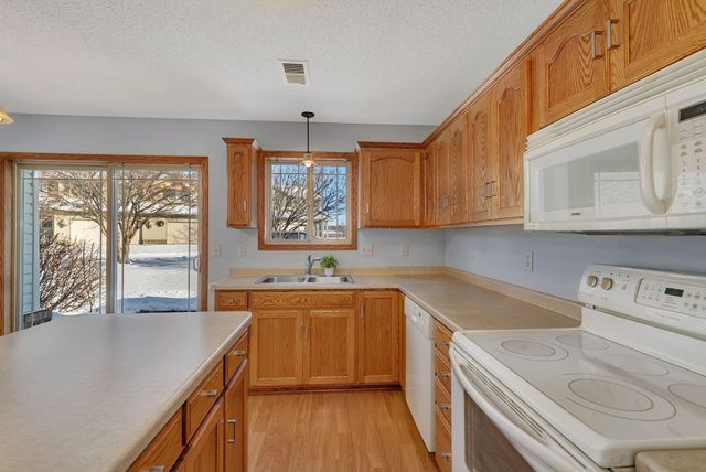 522 Graceview Loop, Saint Joseph, MN 56374