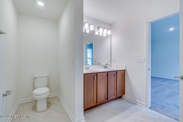 7134 HAWKES BEND Street, Jacksonville, FL 32219