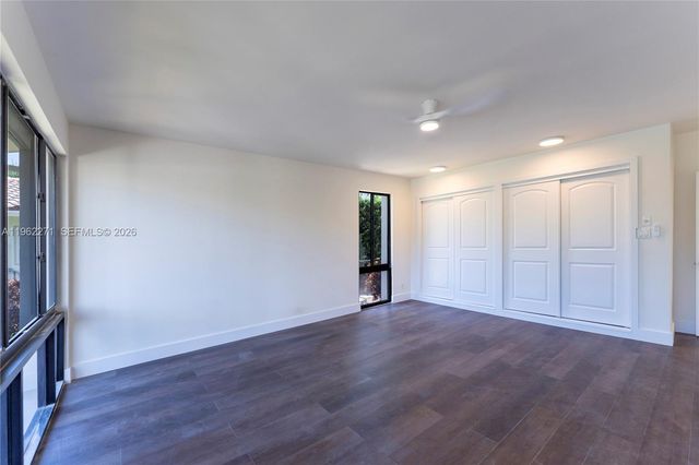 636 Hibiscus Dr 0, Hallandale Beach, FL 33009