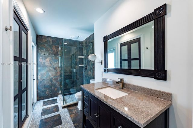 636 Hibiscus Dr 0, Hallandale Beach, FL 33009