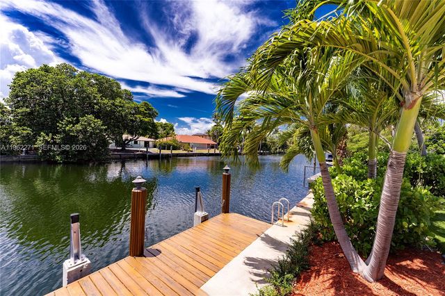 636 Hibiscus Dr 0, Hallandale Beach, FL 33009