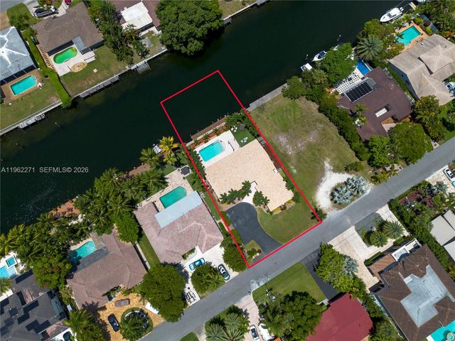 636 Hibiscus Dr 0, Hallandale Beach, FL 33009