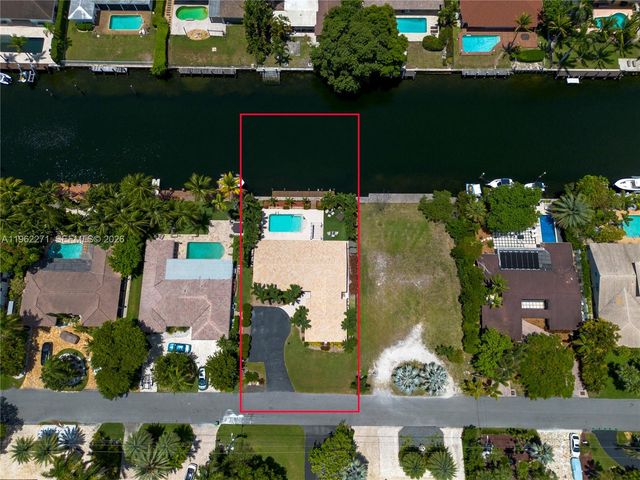 636 Hibiscus Dr 0, Hallandale Beach, FL 33009