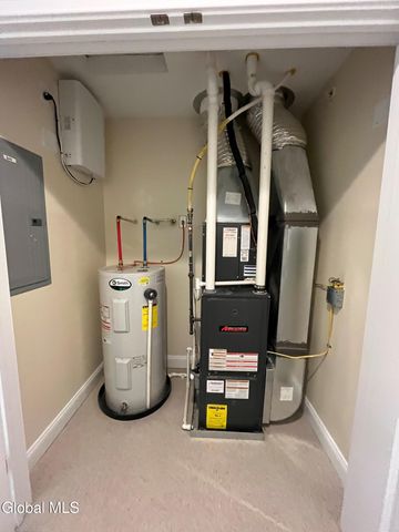 74 Weibel Avenue 2STR205, Saratoga Springs, NY 12866